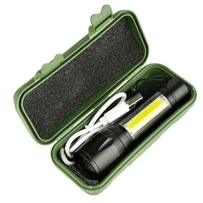 Linterna a prueba  Laser Pro Titanium®