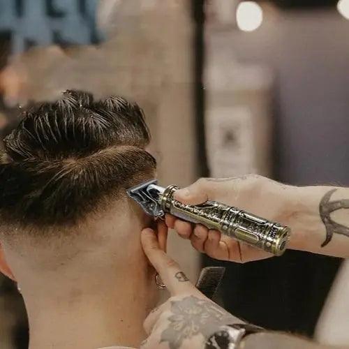 Máquina de Cortar Cabelo e Barba Elétrica e Portátil USB - Titanium Premium
