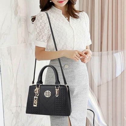 Bolsa Transversal Feminina Modelo Fashion Queen Preto