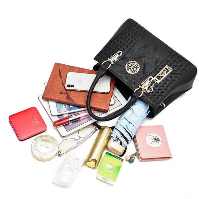 Bolsa Transversal Feminina Modelo Fashion Queen Preto